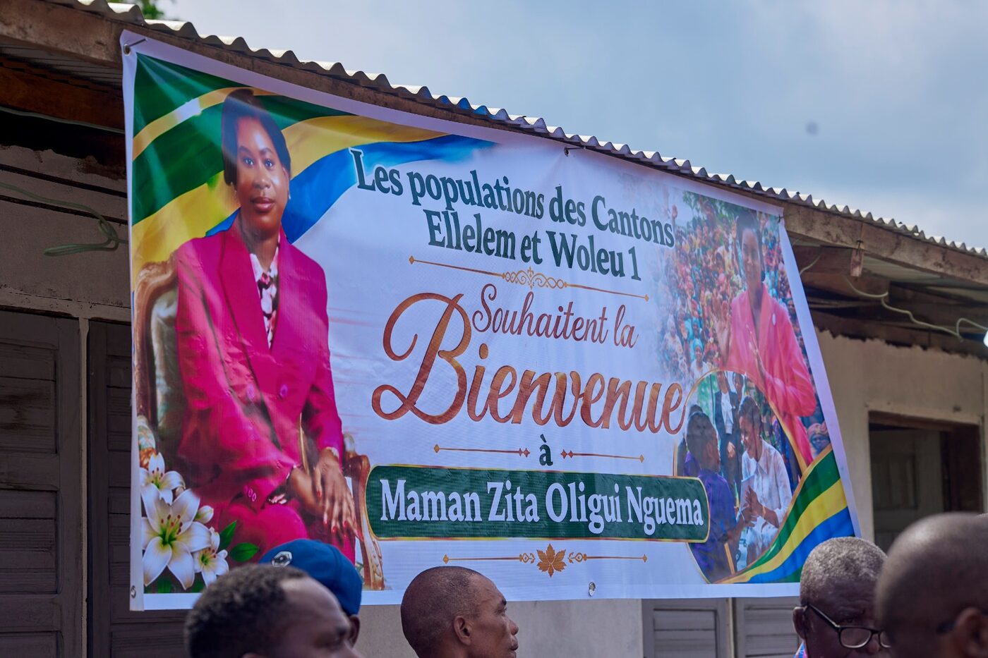 Banderole de bienvenue des cantons Ellelem et Woleu 1