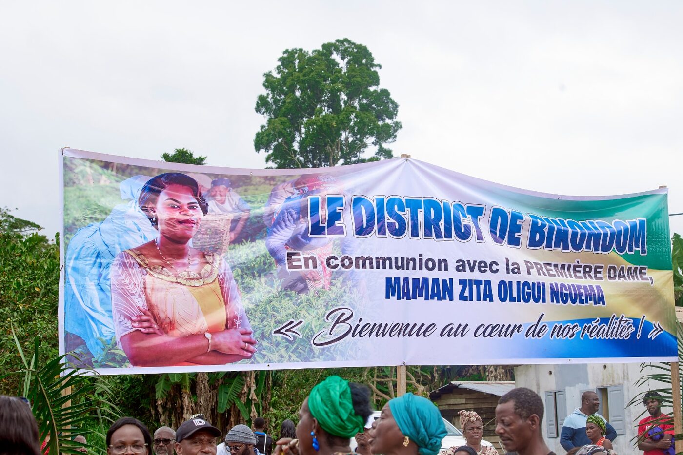 Banderole de bienvenue du district de Bikondom